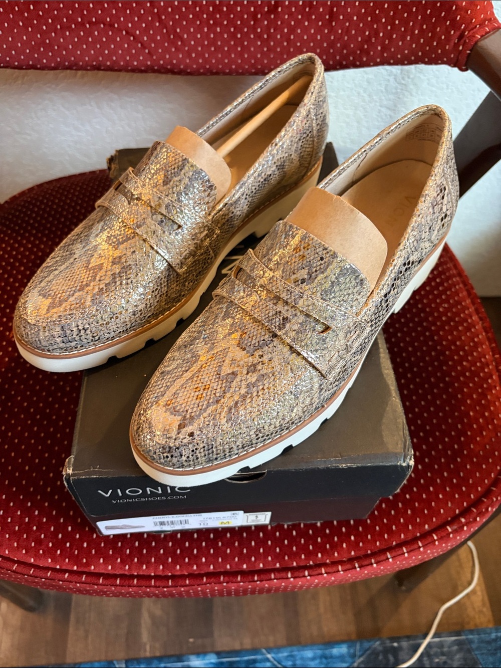 Vionic Women's Tan Snake-Print Slip-On Loafers
